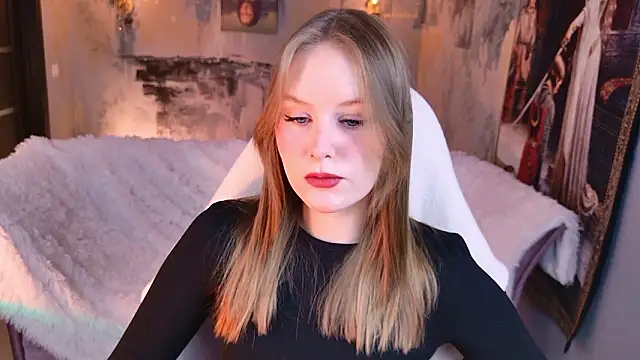 VivienLeeigh online show from 03.09.26