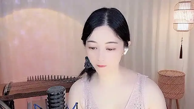 Snapshot of Tian-xin-999 chatting on 05.16.26 Tian-xin-999 online show from 05.16.26