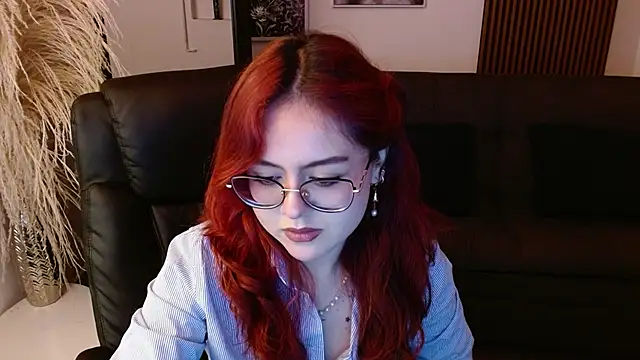 crimson tati  online show from 02.12.25