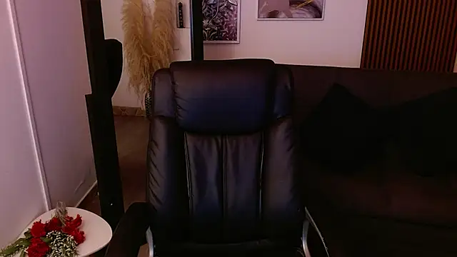 crimson tati  online show from 03.02.25