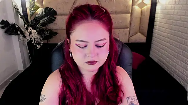 crimson tati  online show from 04.14.26