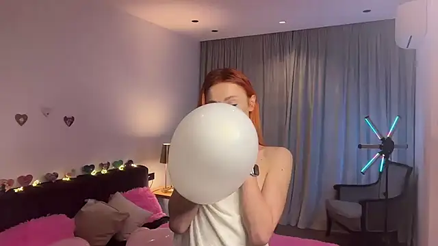 little fox alisa online show from 02.12.25