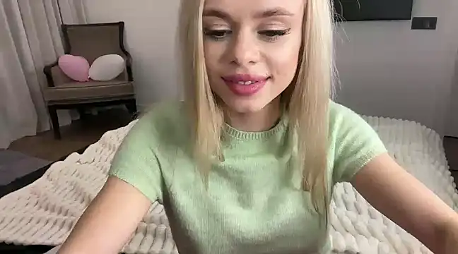 little fox alisa online show from 03.08.25