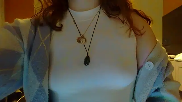 Snapshot of Psychosweety chatting on 12.04.25 Psychosweety online show from 12.04.25