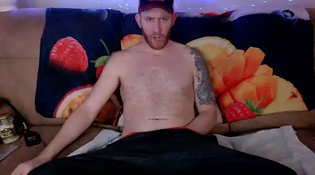 Snapshot of Tall_REC chatting on 12.02.24 Tall REC online show from 12.02.24