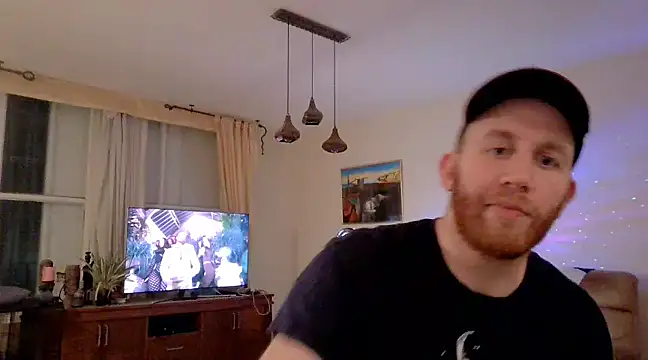 Snapshot of Tall_REC chatting on 12.03.24 Tall REC online show from 12.03.24