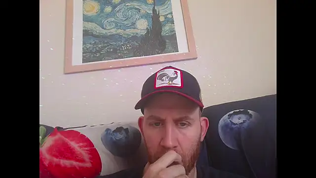 Snapshot of Tall_REC chatting on 12.12.24 Tall REC online show from 12.12.24