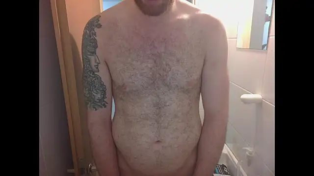 Snapshot of Tall_REC chatting on 12.17.24 Tall REC online show from 12.17.24