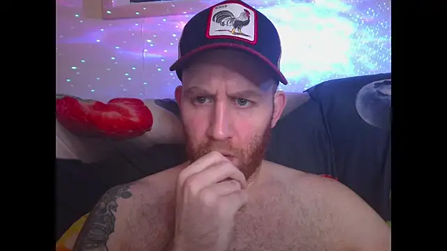 Snapshot of Tall_REC chatting on 12.20.24 Tall REC online show from 12.20.24