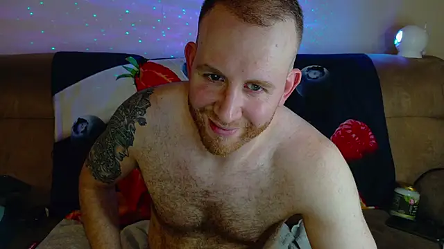 Snapshot of Tall_REC chatting on 12.22.24 Tall REC online show from 12.22.24