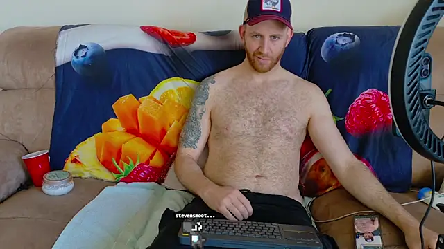 Snapshot of Tall_REC chatting on 12.29.24 Tall REC online show from 12.29.24