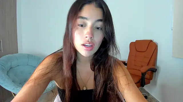 Snapshot of AriaMontgomery chatting on 02.13.25 AriaMontgomery online show from 02.13.25