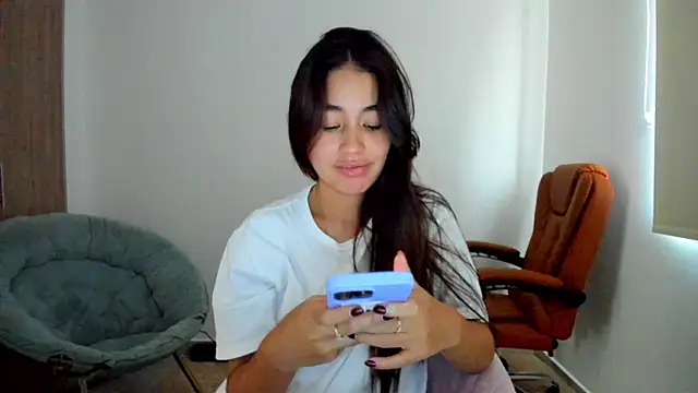 Snapshot of AriaMontgomery chatting on 02.17.25 AriaMontgomery online show from 02.17.25