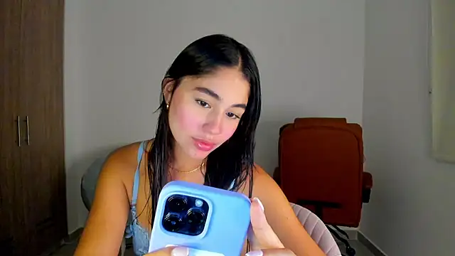 Snapshot of AriaMontgomery chatting on 03.03.25 AriaMontgomery online show from 03.03.25