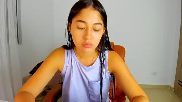 AriaMontgomery online show from 05.04.26