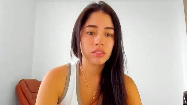 Snapshot of AriaMontgomery chatting on 06.17.26 AriaMontgomery online show from 06.17.26