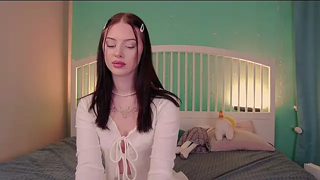 StellaryShy online show from 12.10.24