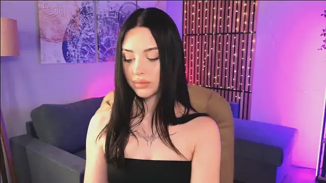 StellaryShy online show from 12.30.24