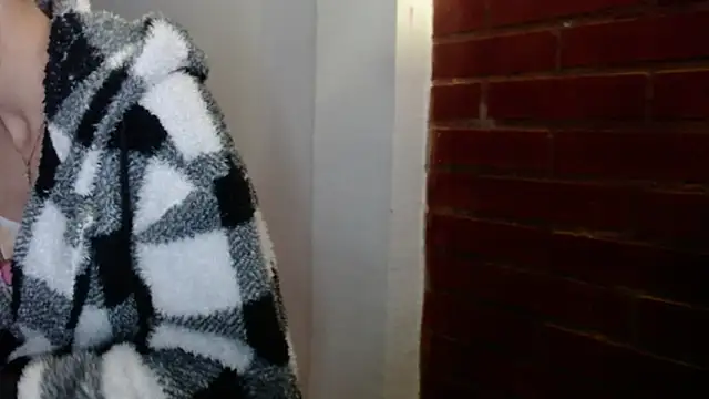 holy juli online show from 03.24.26