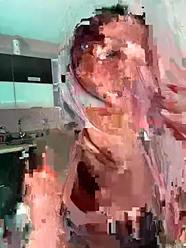 Snapshot of KellyOlsenbe chatting on 10.05.25 KellyOlsenbe online show from 10.05.25