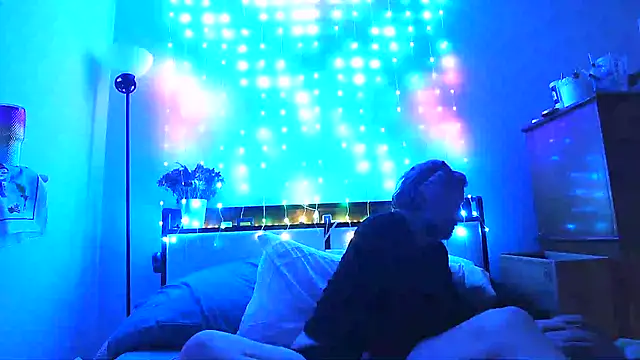 onlym4m online show from 12.17.24