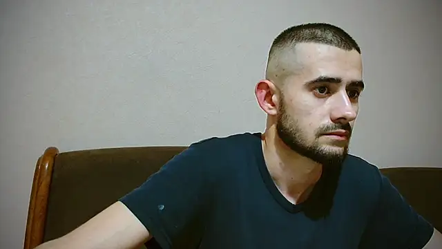 Snapshot of Sweet__Daddy chatting on 12.29.24 Sweet Daddy online show from 12.29.24