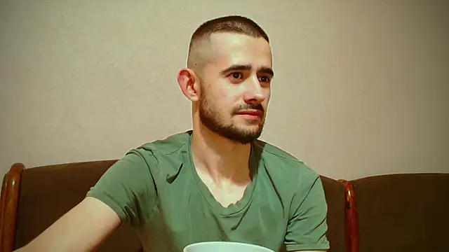 Snapshot of Sweet__Daddy chatting on 12.30.24 Sweet Daddy online show from 12.30.24