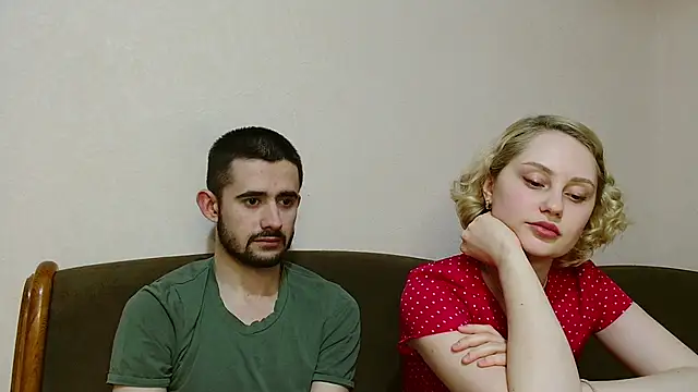 Snapshot of Sweet__Daddy chatting on 03.04.25 Sweet Daddy online show from 03.04.25