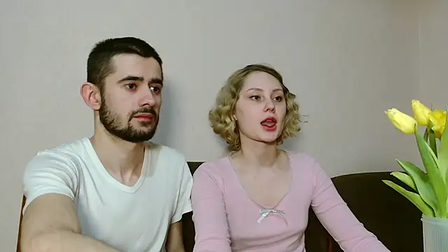 Snapshot of Sweet__Daddy chatting on 03.10.25 Sweet Daddy online show from 03.10.25