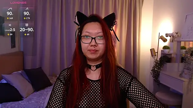 Snapshot of Marine_Vact chatting on 05.26.26 Marine Vact online show from 05.26.26