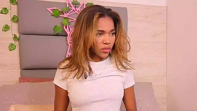 Lily Miiller online show from 10.16.25