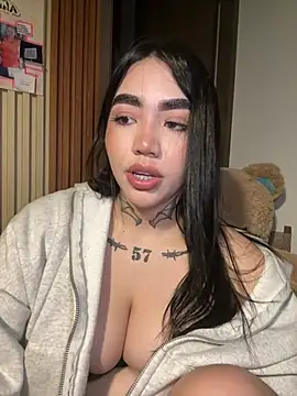 Nickiiiii online show from 03.22.26