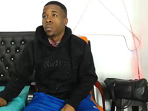 Snapshot of Damian_hart_24CM chatting on 01.16.26 Damian hart 24CM online show from 01.16.26