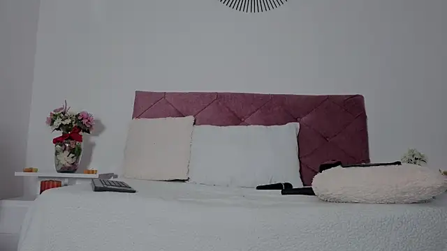 EMILY ROUSSE71 online show from 02.06.26