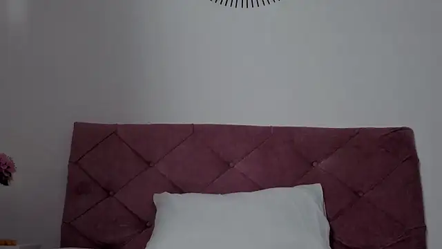 EMILY ROUSSE71 online show from 02.08.26