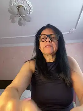 Snapshot of Sharongirl07 chatting on 01.22.25 Sharongirl07 online show from 01.22.25