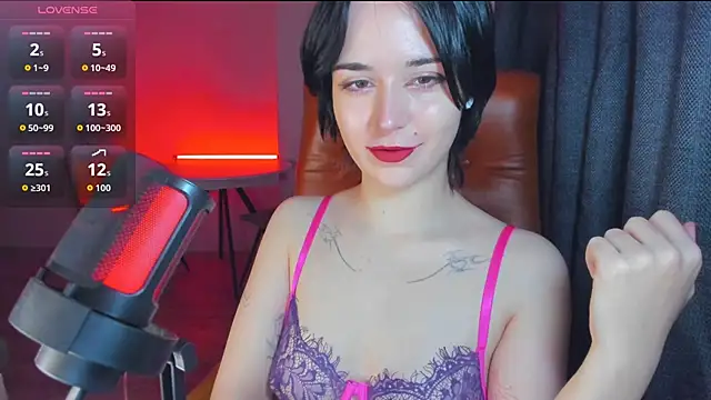 mollyposhh online show from 09.28.25