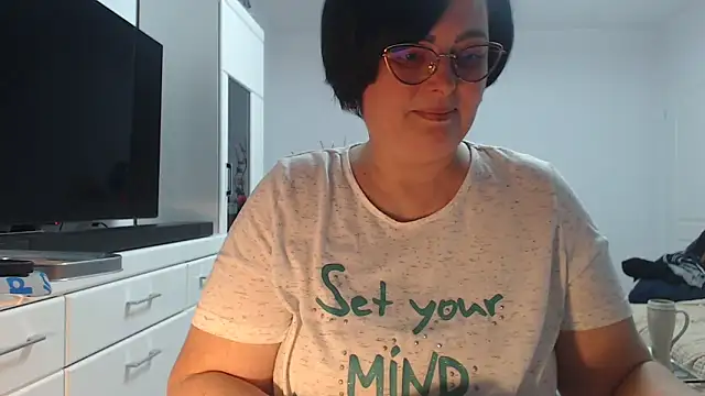 Amandamuller1982 online show from 04.08.26