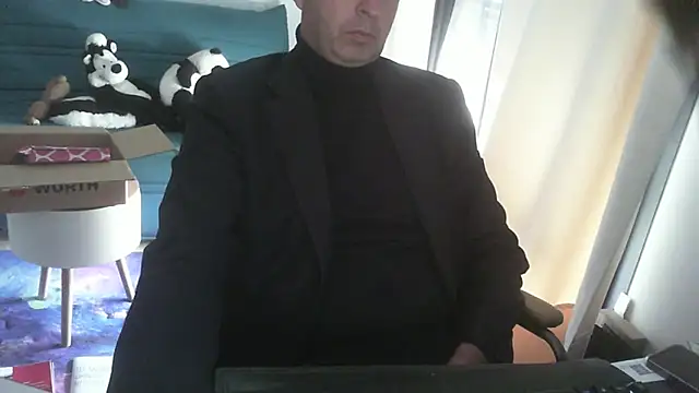 Snapshot of shyfrenchcock1 chatting on 01.09.25 shyfrenchcock1 online show from 01.09.25