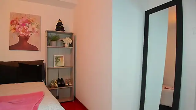 SaraMilf 69 online show from 03.15.26