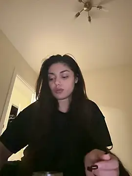 Snapshot of Sweet_Khalifa_ chatting on 12.15.24 Sweet Khalifa  online show from 12.15.24