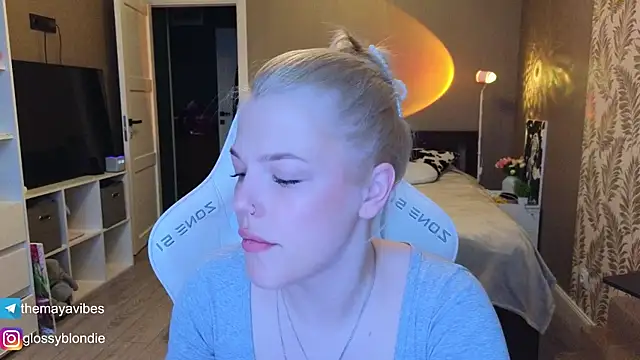 Maya Rave online show from 04.16.26