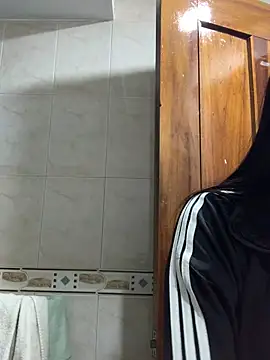 bonnie 18x online show from 12.22.24