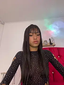 bonnie 18x online show from 12.30.24