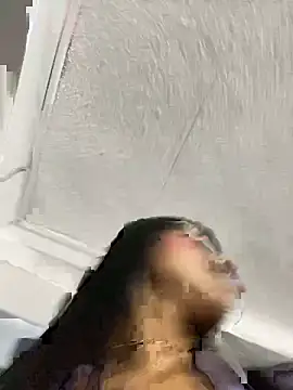 bonnie 18x online show from 01.11.25