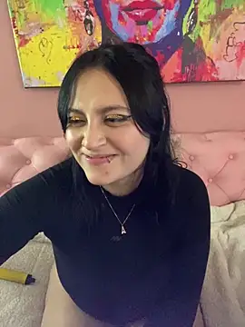 Snapshot of PoliBenett_ chatting on 02.11.25 PoliBenett online show from 02.11.25