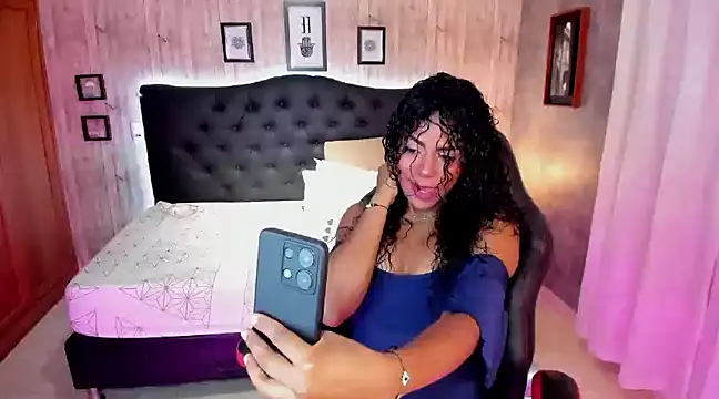 Edelaine rogers online show from 03.08.25