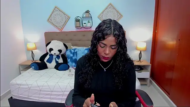 Edelaine rogers online show from 11.26.25