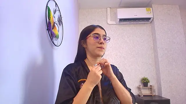 Amy wats0n online show from 12.19.25