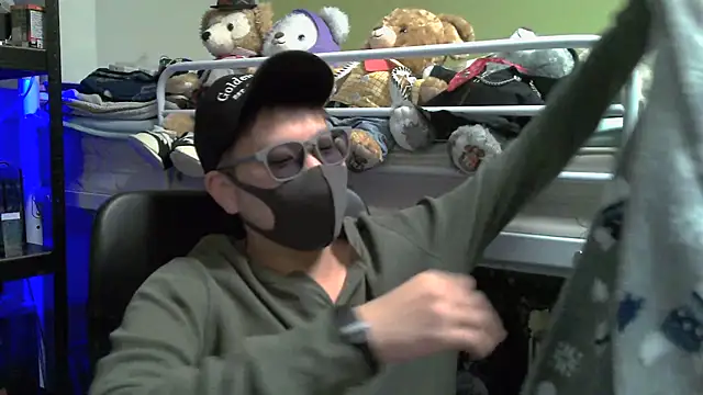 Snapshot of Owl1216 chatting on 12.07.24 Owl1216 online show from 12.07.24